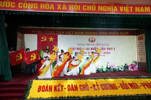 Th&agrave;nh c&ocirc;ng của&nbsp;Đại hội đại biểu Đảng bộ x&atilde; Y&ecirc;n Xu&acirc;n (TP. H&agrave; Nội) lần thứ I nhiệm kỳ 2025-2030&nbsp;kh&ocirc;ng chỉ l&agrave; dấu mốc quan trọng m&agrave; c&ograve;n l&agrave; lời khẳng định quyết t&acirc;m của Đảng bộ, ch&iacute;nh quyền v&agrave; Nh&acirc;n d&acirc;n trong việc x&acirc;y dựng một Y&ecirc;n Xu&acirc;n gi&agrave;u đẹp, văn minh,&nbsp;c&ugrave;ng Thủ đ&ocirc; v&agrave; cả nước bước v&agrave;o kỷ nguy&ecirc;n vươn m&igrave;nh ph&aacute;t triển.