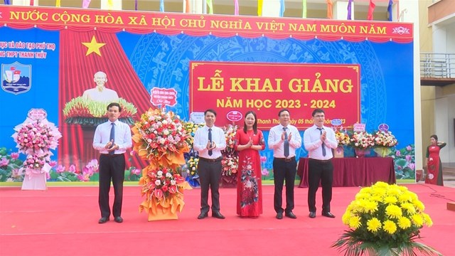 Lễ khai giảng tại Trường THPT Thanh Thủy, huyện Thanh Thủy, tỉnh Phú Thọ.