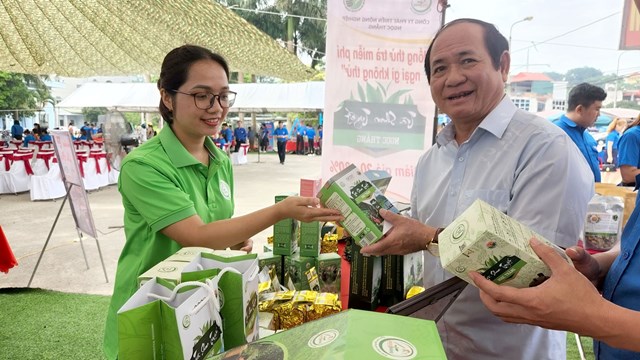  Trà Shan tuyết Ngọc Thắng có mặt tại sự kiện “Hành trình thanh niên Bắc Kạn khởi nghiệp năm 2022”.