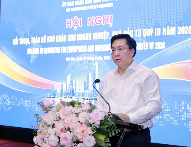 Chủ tịch UBND tỉnh Ph&uacute; Thọ Trần Duy Đ&ocirc;ng.
