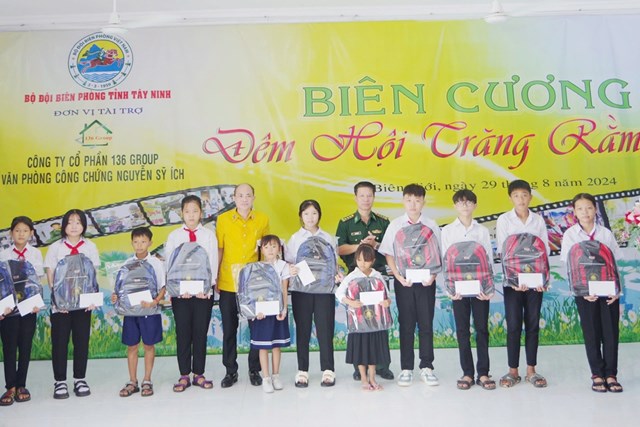 Đồn Bi&#234;n ph&#242;ng Cửa khẩu Quốc tế Mộc B&#224;i: Đo&#224;n kết thống nhất, mẫu mực, ti&#234;u biểu - Ảnh 4