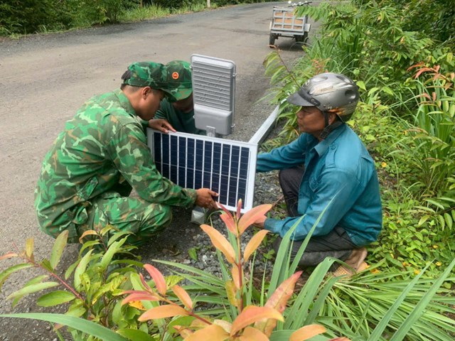 Bộ Chỉ huy Bi&#234;n ph&#242;ng T&#226;y Ninh đẩy mạnh c&#244;ng t&#225;c vận động quần ch&#250;ng, g&#243;p phần th&#250;c đẩy kinh tế - x&#227; hội khu vực bi&#234;n giới - Ảnh 1