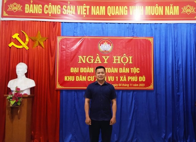 Ông Nịnh Văn Mạnh, Đảng ủy viên - Chủ tịch ủy ban Mặt trận Tổ quốc xã Phú Đô.