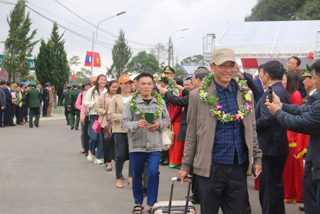 Khai trương cặp Cửa khẩu Quốc tế L&#243;ng Sập (Sơn La, Việt Nam) - Pa Hang (Houa phan, L&#224;o)  - Ảnh 2