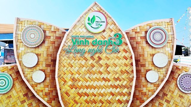 Lễ Vinh danh c&aacute;c l&agrave;ng nghề ch&egrave; lần thứ 3 năm 2023 tại huyện Ph&uacute; Lương, tỉnh Th&aacute;i Nguy&ecirc;n.