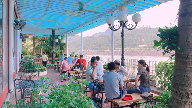 GREEN COFFEE : Kh&#244;ng gian xanh giữa l&#242;ng th&#224;nh phố H&#242;a B&#236;nh - Ảnh 8