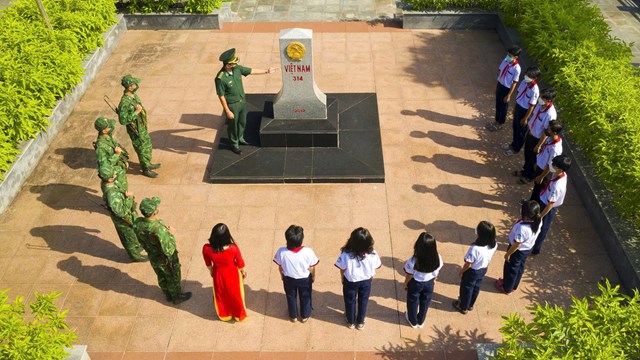 Đồn Biên phòng cửa khẩu Quốc tế Hà Tiên: lá cờ đầu trên miền biên giới tỉnh An Giang - Ảnh 6