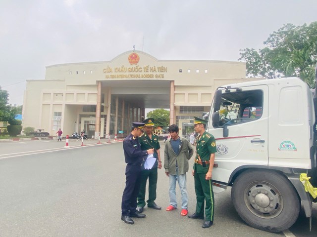 Đồn Biên phòng cửa khẩu Quốc tế Hà Tiên: lá cờ đầu trên miền biên giới tỉnh An Giang - Ảnh 3