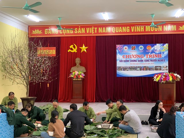 Chương tr&igrave;nh được Đồn Bi&ecirc;n ph&ograve;ng Lạch K&egrave;n phối hợp với nhiều đơn vị, doanh nghiệp tr&ecirc;n địa b&agrave;n tổ chức.