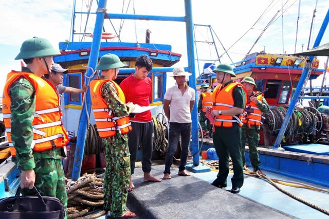 Đồn Bi&ecirc;n ph&ograve;ng Lạch K&egrave;n thường xuy&ecirc;n tuần tra, kiểm so&aacute;t, đảm bảo an ninh tr&ecirc;n v&ugrave;ng biển phụ tr&aacute;ch quản l&yacute;.