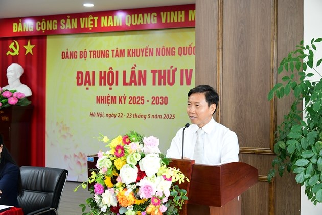 Đồng ch&iacute; Nguyễn Văn Trường - Ủy vi&ecirc;n Ban chấp h&agrave;nh Đảng bộ, Ph&oacute; Chủ nhiệm Thường trực Ủy ban Kiểm tra Đảng ủy bộ Bộ N&ocirc;ng nghiệp v&agrave; M&ocirc;i trường ph&aacute;t biểu chỉ đạo tại Đại hội