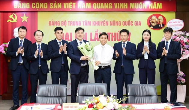 &nbsp;Ban chấp h&agrave;nh Đảng bộ Trung t&acirc;m Khuyến n&ocirc;ng quốc gia nhiệm kỳ 2025 - 2030 ra mắt Đại hội