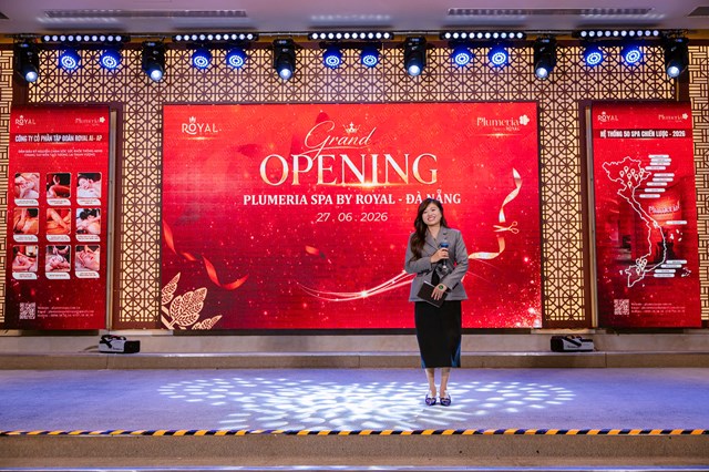 B&agrave; Nguyễn Thu Hương - Ph&oacute; chủ tịch Hội đồng quản trị chia sẻ tại buổi lễ