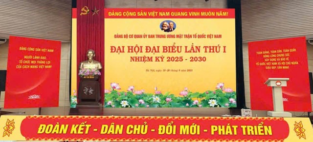 Đảng bộ Cơ quan Ủy ban Trung ương MTTQ Việt Nam: Đo&#224;n kết - Đổi mới - Chủ động - S&#225;ng tạo, ho&#224;n th&#224;nh xuất sắc nhiệm vụ nhiệm kỳ 2020-2025 - Ảnh 1