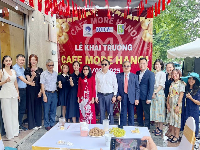 Khai trương Cafe More Hanoi cơ sở 2: Th&#234;m một điểm hẹn, th&#234;m một cơ hội cho người khiếm thị - Ảnh 1