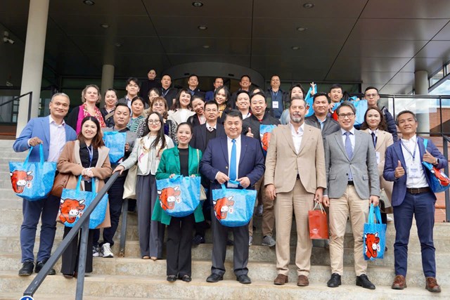 Doanh nghiệp Việt Nam quảng b&#225; n&#244;ng sản, thực phẩm tại Hội chợ Anuga 2025: Tr&#224; Việt Nam hướng đến thị trường ch&#226;u &#194;u - Ảnh 2