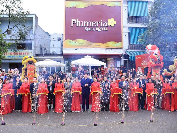 Nghi thức cắt băng khai trương