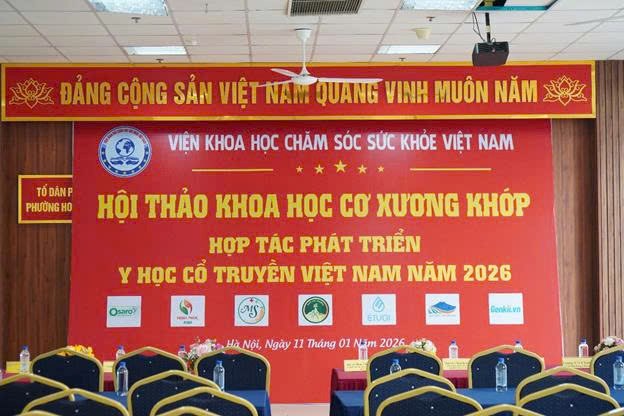 Quang cảnh Hội thảo khoa học cơ xương khớp tổ chức tại H&agrave; Nội.