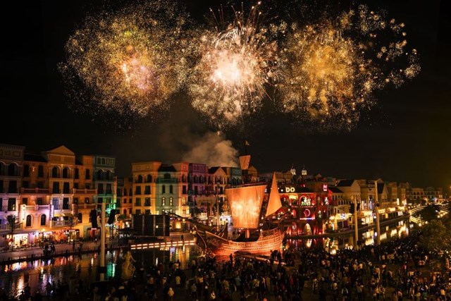 &ldquo;Ng&ograve;i nổ&rdquo; Vincom Collection sẽ mở m&agrave;n chu kỳ rực rỡ mới cho c&aacute;c đại đ&ocirc; thị Vinhomes &nbsp;