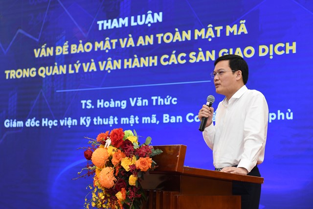 Tiến sĩ Ho&agrave;ng Văn Thức, Gi&aacute;m đốc Học viện Kỹ thuật Mật m&atilde;, Ban Cơ yếu Ch&iacute;nh phủ