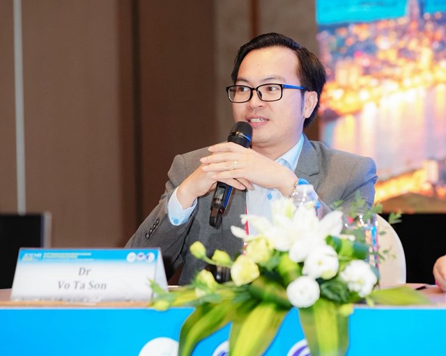 BSCKII V&otilde; T&aacute; Sơn với vai tr&ograve; chủ toạ điều h&agrave;nh phi&ecirc;n Si&ecirc;u &acirc;m hệ thần kinh thai nhi tại Hội nghị Si&ecirc;u &acirc;m Ch&acirc;u &Aacute; 2026.