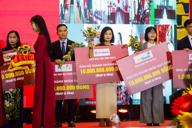 SeABank ủng hộ 10 tỷ đồng hưởng ứng Tháng Nhân đạo năm 2026 - Ảnh 1