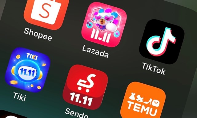 Mua sắm online tiếp tục thay đổi thị trường bán lẻ - Ảnh 1