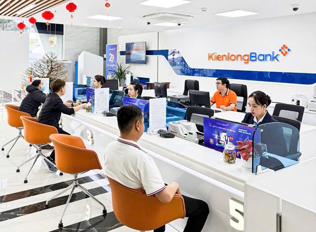 KienlongBank lọt top 10 ng&#226;n h&#224;ng c&#243; chỉ số EPS cao nhất 4 qu&#253; gần nhất - Ảnh 1