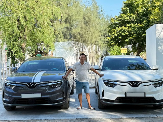 Anh Phan Trọng Mạnh (Thanh H&oacute;a) vừa &ldquo;tậu&rdquo; 2 chiếc VinFast VF 8 đời 2025 mới nhất. &nbsp;