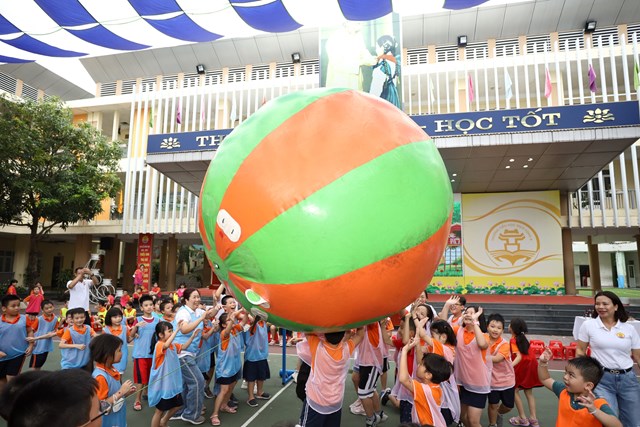 TERIS VN đồng h&#224;nh c&#249;ng Trường tiểu học Dịch Vọng B tổ chức chương tr&#236;nh &quot;M&#249;a h&#232; tỏa s&#225;ng” - Ảnh 11