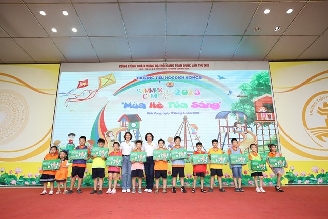 Khai mạc CLB Summer camp 2023 - M&#249;a h&#232; tỏa s&#225;ng tại Trường tiểu học Dịch Vọng B - Ảnh 1