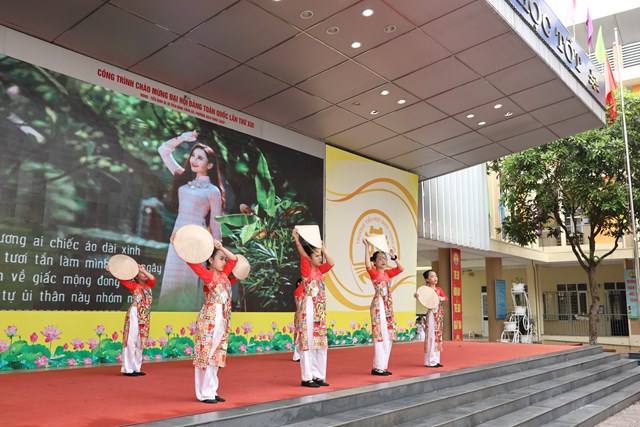 Khai mạc CLB Summer camp 2023 - M&#249;a h&#232; tỏa s&#225;ng tại Trường tiểu học Dịch Vọng B - Ảnh 4