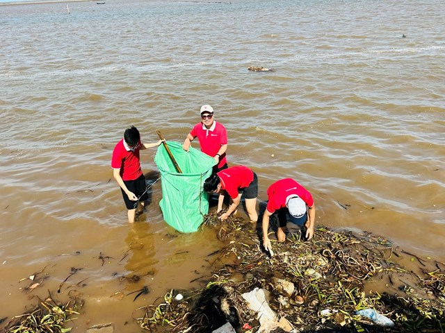 SeABank triển khai Ocean Cleanup 2026, hơn 1.000 CBNV chung tay làm sạch bờ biển - Ảnh 3