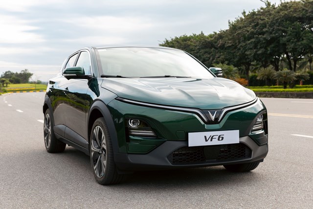 VinFast VF 6: Chạy xe hơi, chi ph&#237; như xe m&#225;y, an to&#224;n tr&#234;n mọi cung đường - Ảnh 1