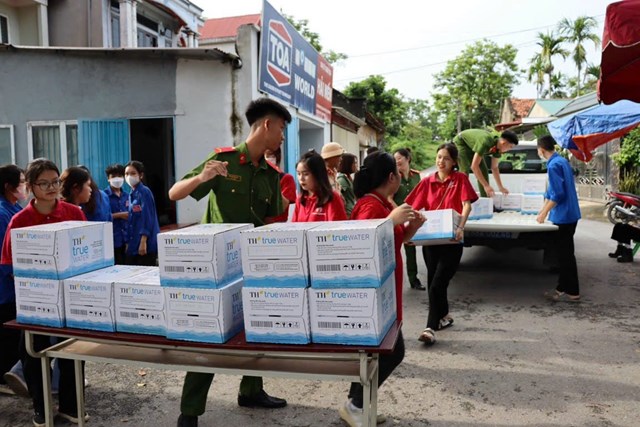 Đo&#224;n Thanh ni&#234;n C&#244;ng an huyện Y&#234;n Lạc đảm bảo ANTT v&#224; tiếp sức m&#249;a thi THPT quốc gia 2023 - Ảnh 3