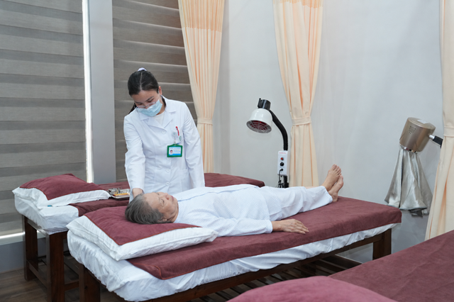 Từ giấc ngủ ngon đến tuổi già an yên: Cách Phương Đông Asahi chăm sóc người cao tuổi nhờ mô hình "Viện trong Viện" - Ảnh 4