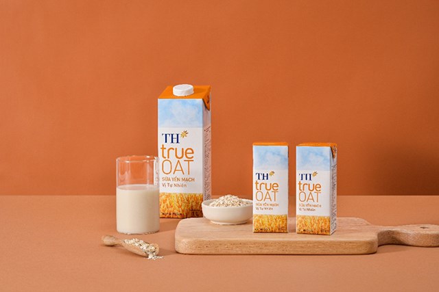 TH true OAT được sản xuất với 98% dịch yến mạch, ho&agrave;n to&agrave;n kh&ocirc;ng bổ sung đường v&agrave; ph&ugrave; hợp sử dụng cho cả gia đ&igrave;nh. &nbsp;