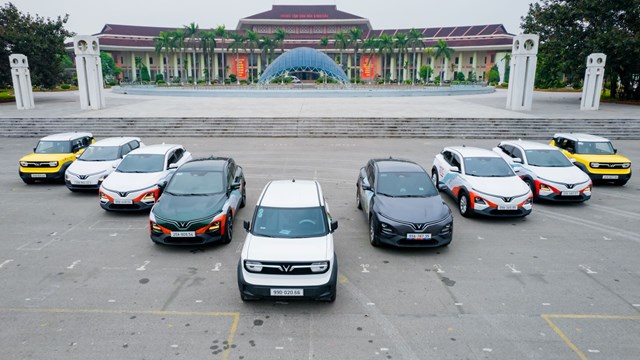 Kh&#225;ch mua &#244; t&#244; điện VinFast sung sướng khi chi ph&#237; nu&#244;i xe h&#224;ng th&#225;ng chỉ l&#224; tiền rửa xe - Ảnh 2