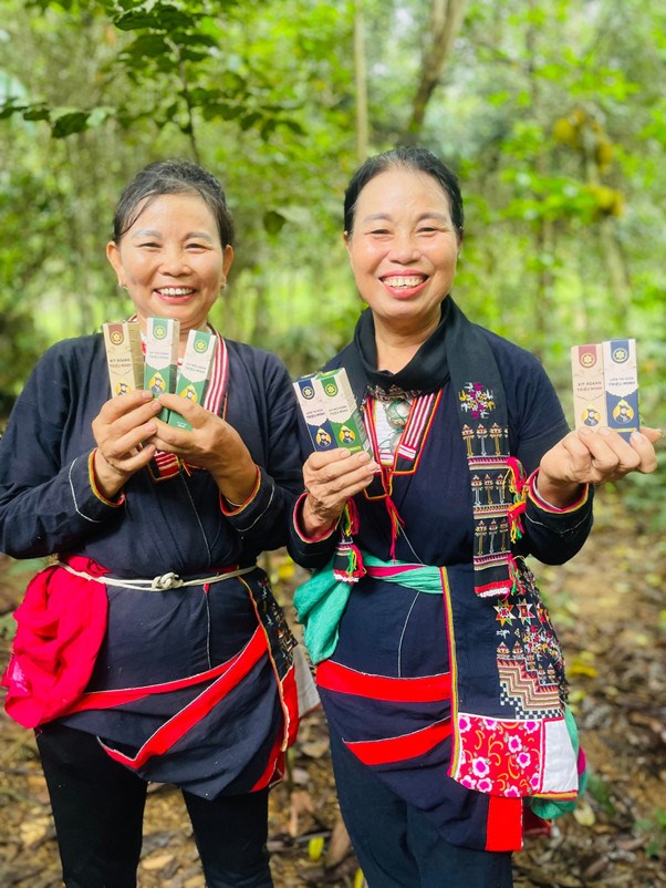 Thảo Dược Người Dao Triệu Minh: Kết tinh t&#226;m huyết của nhiều thế hệ Gia tộc họ Triệu - Ảnh 1