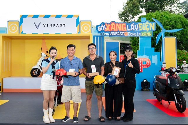 Kh&aacute;ch h&agrave;ng tới sự kiện c&oacute; cơ hội nhận được nhiều ưu đ&atilde;i v&agrave; phần qu&agrave; hấp dẫn &nbsp;