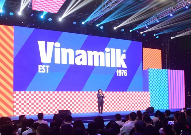 Bộ nhận diện thương hiệu mới của Vinamilk g&acirc;y ấn tượng mạnh tr&ecirc;n cả truyền th&ocirc;ng, mạng x&atilde; hội&hellip; ngay khi vừa ra mắt &nbsp;