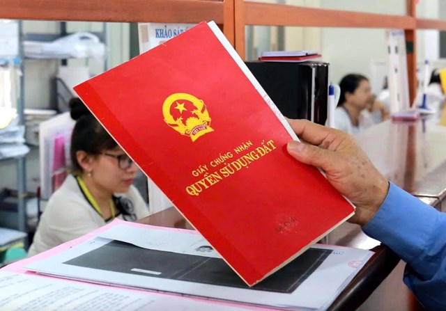 Người sử dụng đất cần lưu &yacute; g&igrave; khi nhiều quy định mới c&oacute; hiệu lực trong th&aacute;ng 8? (Ảnh - Internet)