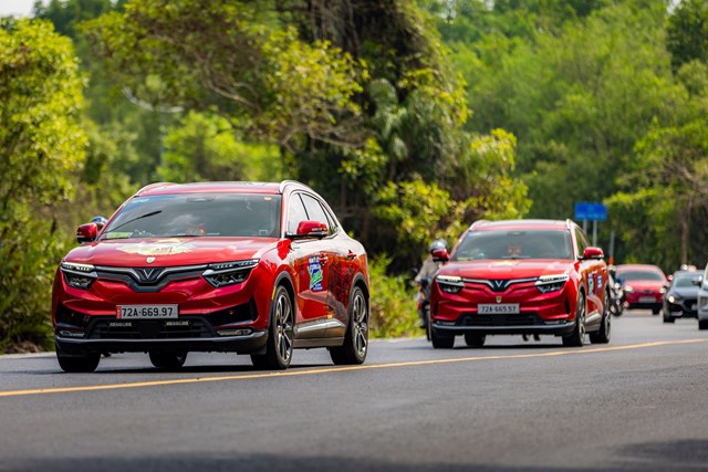Từ sedan lên SUV: Vì sao nhiều người dùng chọn VinFast VF 8?  - Ảnh 2