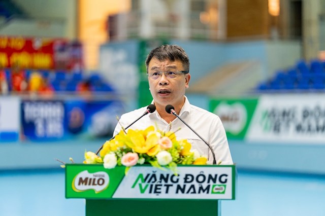 &Ocirc;ng Nguyễn Phan Khu&ecirc;, Tổng Bi&ecirc;n tập B&aacute;o Thiếu ni&ecirc;n Tiền phong v&agrave; Nhi đồng, Trưởng Ban tổ chức giải ph&aacute;t biểu tại sự kiện. &nbsp;