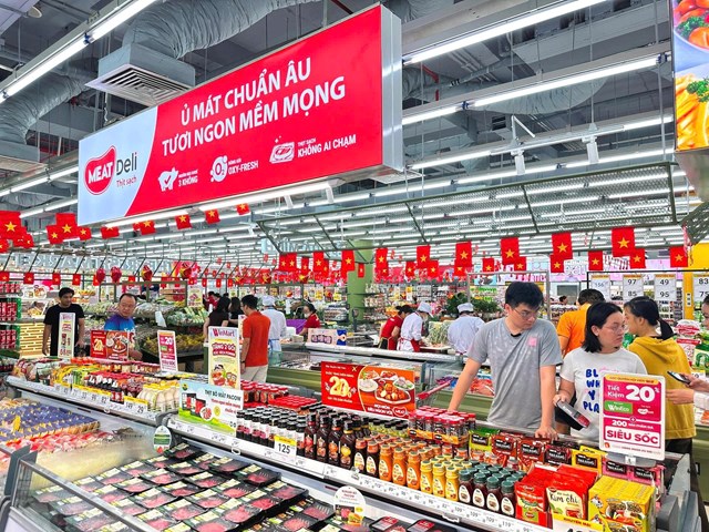 Doanh thu b&aacute;n lẻ tăng ấn tượng, nhưng &aacute;p lực chi ph&iacute; vẫn b&agrave;o m&ograve;n lợi nhuận (Ảnh minh hoạ)