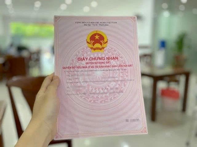 Chung cư hết hạn sử dụng, sổ hồng c&ograve;n gi&aacute; trị hay kh&ocirc;ng? (Ảnh minh hoạ)