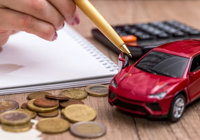 Mua &ocirc; t&ocirc; kh&ocirc;ng chỉ trả tiền xe: Người d&acirc;n c&ograve;n phải đ&oacute;ng những khoản g&igrave;?