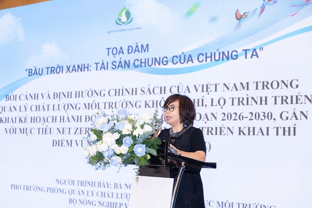 B&agrave; Nguyễn Ho&agrave;ng &Aacute;nh, Bộ N&ocirc;ng nghiệp v&agrave; M&ocirc;i trường
