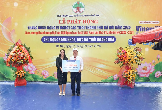 Hơn 2.000 người cao tuổi đồng diễn dân vũ chủ động sống khỏe, rực rỡ tuổi hoàng kim - Ảnh 13