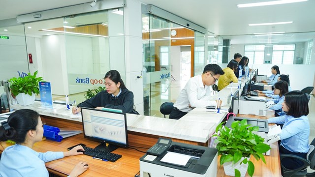 Ảnh minh họa: Nhiều ng&acirc;n h&agrave;ng đồng loạt điều chỉnh tăng biểu l&atilde;i suất huy động trong th&aacute;ng 9/2026.